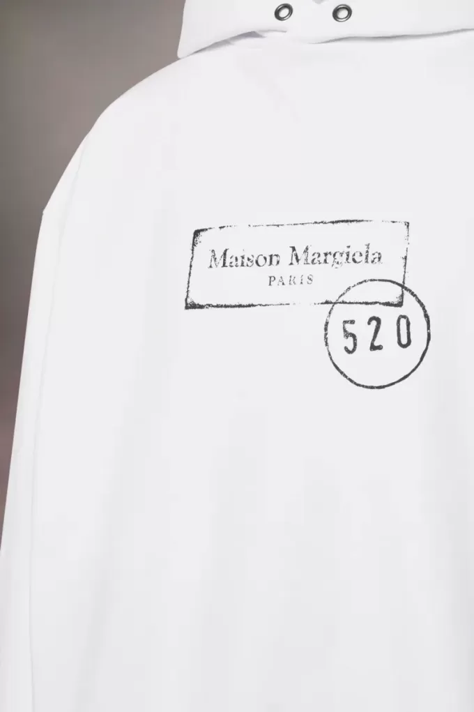 520 Stamp Print Hooded Sweatshirt 520 Stamp Print Hooded Sweatshirt