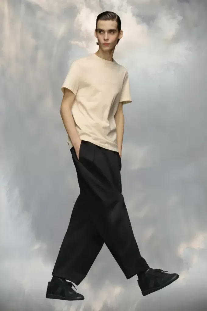 Distorted logo T-shirt