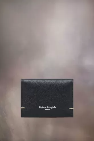 Dress-age cardholder