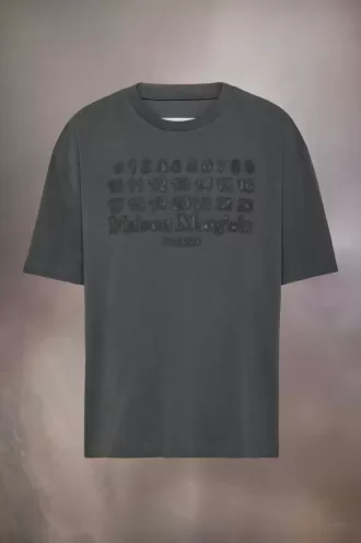 Embroidered logo T-shirt Embroidered logo T-shirt