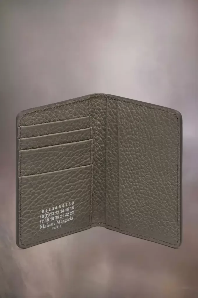 Four stitches cardholder Four stitches cardholder