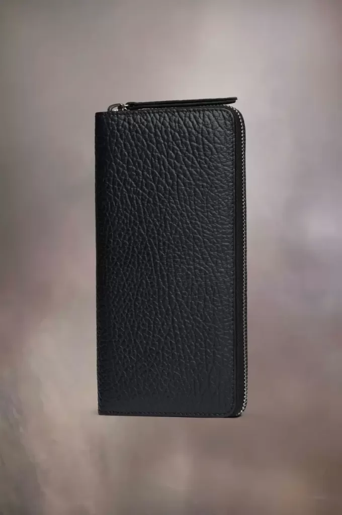 Four stitches zip-around wallet Four stitches zip-around wallet