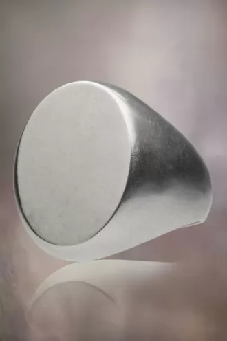 Maison Margiela Oval chevalier ring