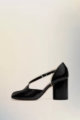 Maison Margiela Tabi d茅collet茅 Maison Margiela Tabi d茅collet茅