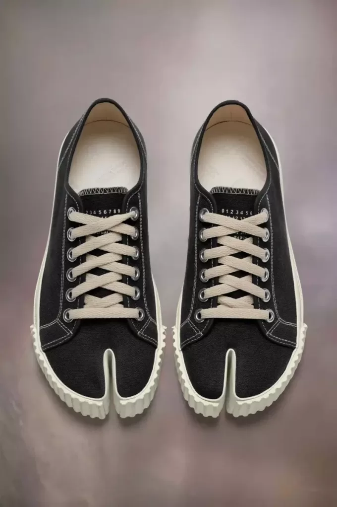 Maison Margiela Tabi sneakers