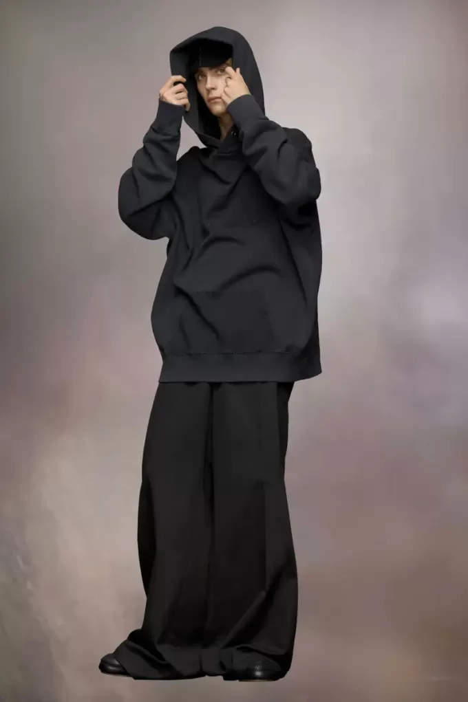 Reverse logo hooded sweatshirt Reverse logo hooded sweatshirt