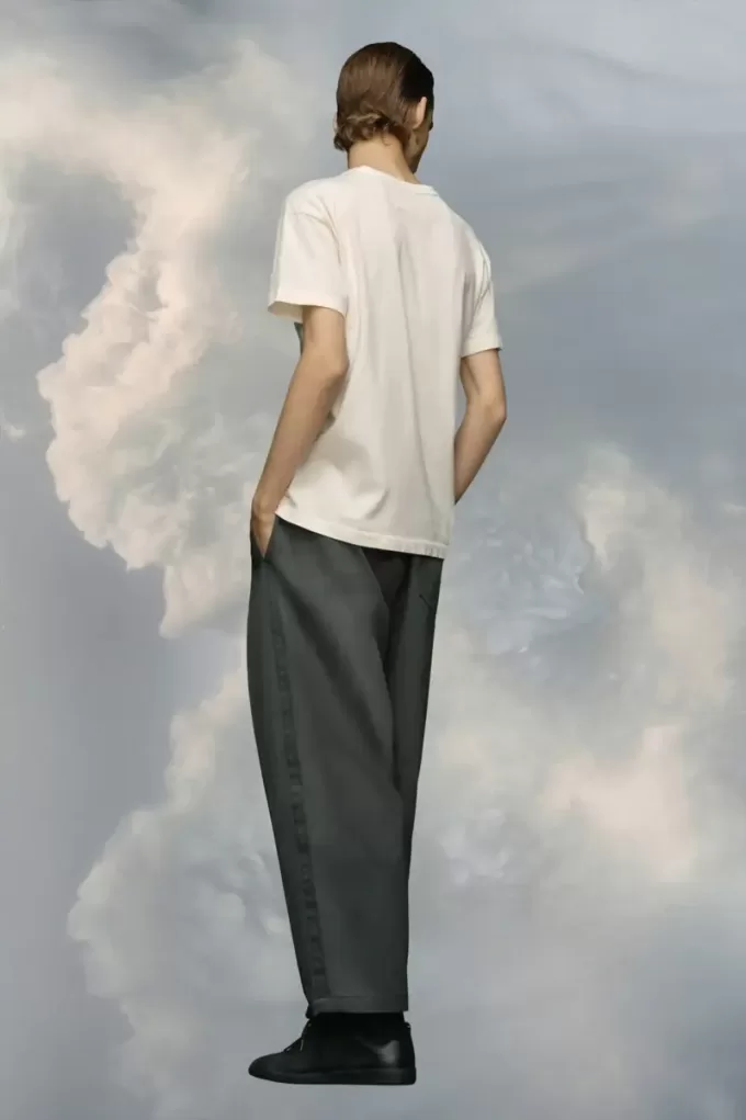 Reverse logo T-shirt Reverse logo T-shirt