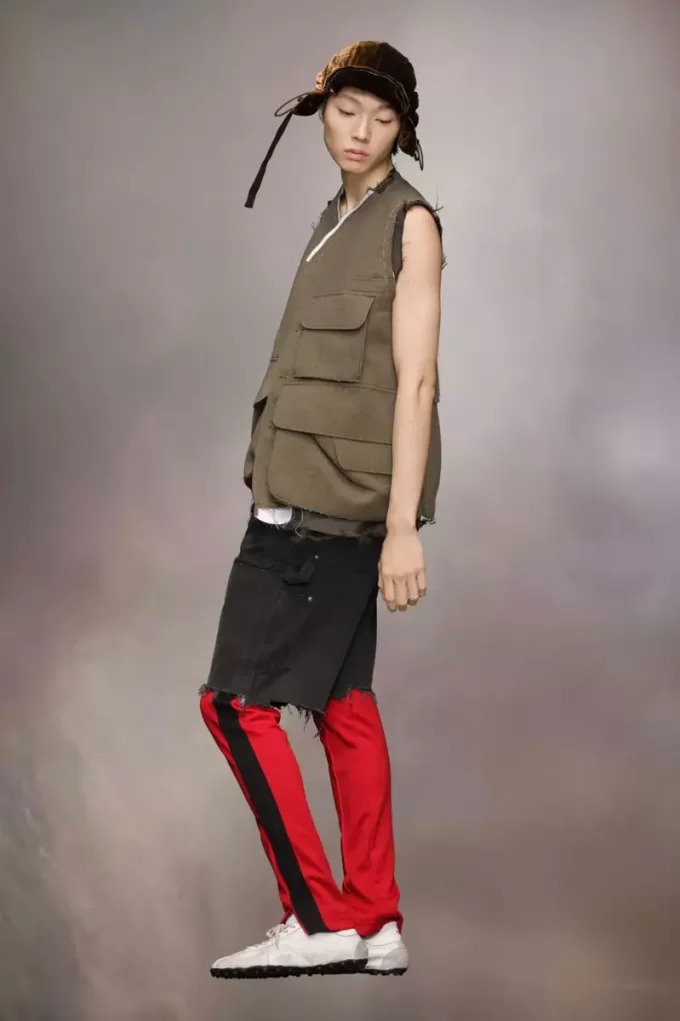 Sleeveless wool jacket Sleeveless wool jacket