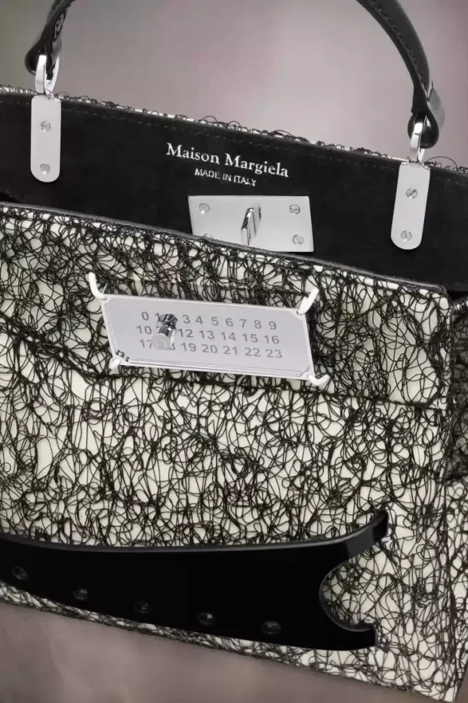 Snatched handbag small Snatched handbag small