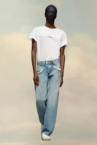 Straight jeans with contrasted pockets Straight jeans with contrasted pockets
