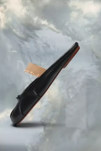 Tabi elastic band mule